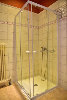 Mont Helmos Hotel