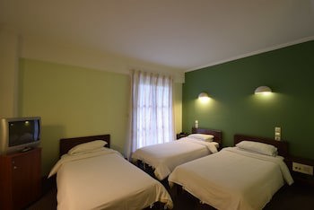 Mont Helmos Hotel