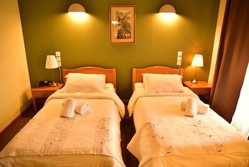 Mont Helmos Hotel