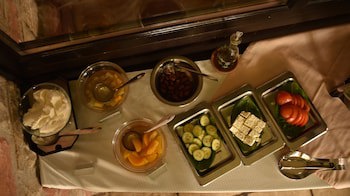 Mont Helmos Hotel