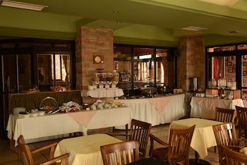 Mont Helmos Hotel