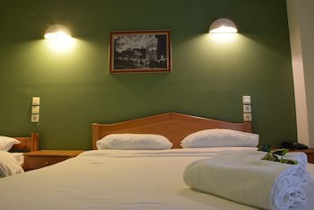Mont Helmos Hotel