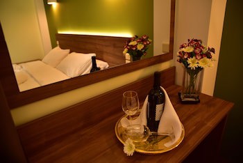 Mont Helmos Hotel