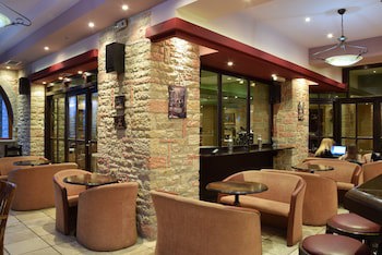 Mont Helmos Hotel