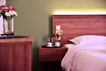 Mont Helmos Hotel