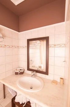 Mont Helmos Hotel