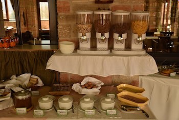 Mont Helmos Hotel