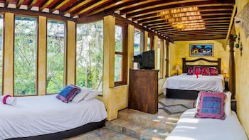 Hotel Casa Del Parque