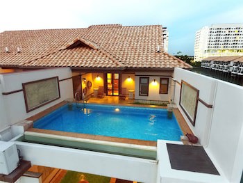 Grand Lexis Port Dickson