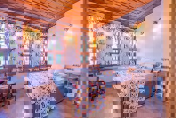 Cesmeli Konak Garden