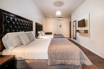 5411 Soho Hotel Boutique