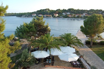 Gorgonia Apartments