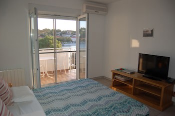 Gorgonia Apartments