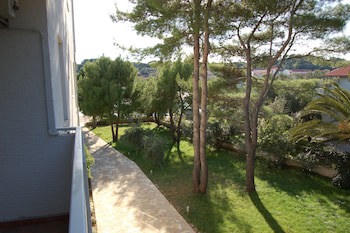 Gorgonia Apartments