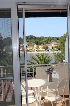 Gorgonia Apartments