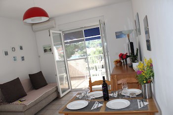 Gorgonia Apartments