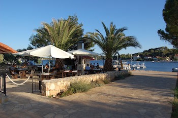 Gorgonia Apartments