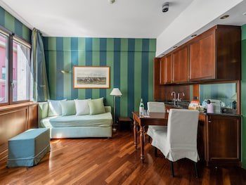 Numa Milan Camperio galeri fotoğrafı