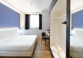 NEO Hotel galeri fotoğrafı