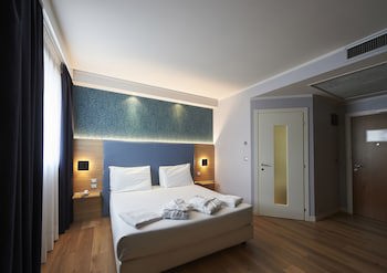 NEO Hotel fotoğrafı