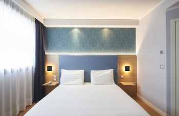 NEO Hotel galeri fotoğrafı