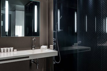 Ac Hotel Atocha By Marriott