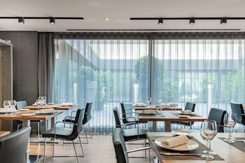 Ac Hotel Atocha By Marriott