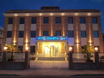 Dinastia Hotel
