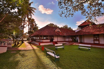 Coconut Lagoon - Cgh Earth