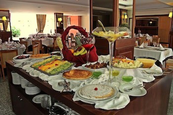 Palace Hotel And Spa