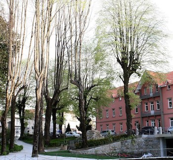 Palace Hotel And Spa