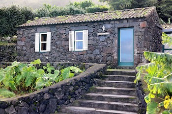 Adegas Do Pico