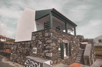 Adegas Do Pico
