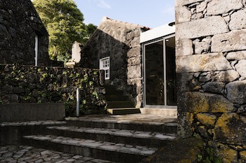 Adegas Do Pico