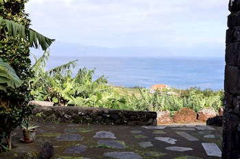 Adegas Do Pico