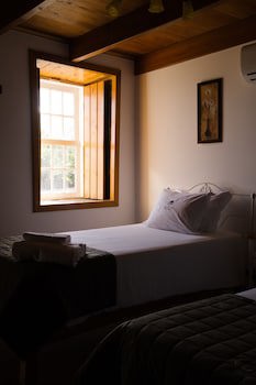 Adegas Do Pico