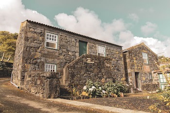 Adegas Do Pico