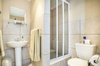 88 Baron Van Reede Guesthouse