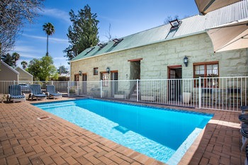 88 Baron Van Reede Guesthouse