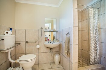 88 Baron Van Reede Guesthouse