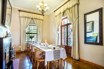88 Baron Van Reede Guesthouse