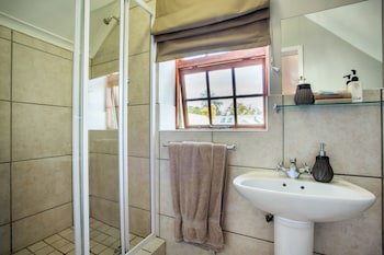 88 Baron Van Reede Guesthouse