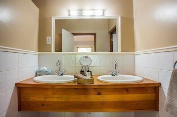 88 Baron Van Reede Guesthouse