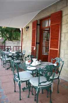 88 Baron Van Reede Guesthouse