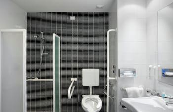 Holiday Inn Milan Nord Zara by IHG galeri fotoğrafı