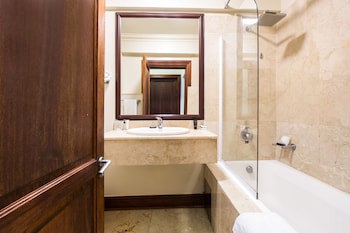 Belaire Suites