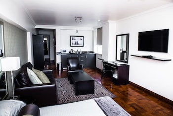 Belaire Suites