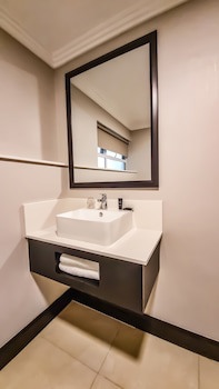 Belaire Suites