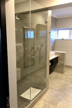 Belaire Suites