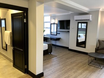 Belaire Suites